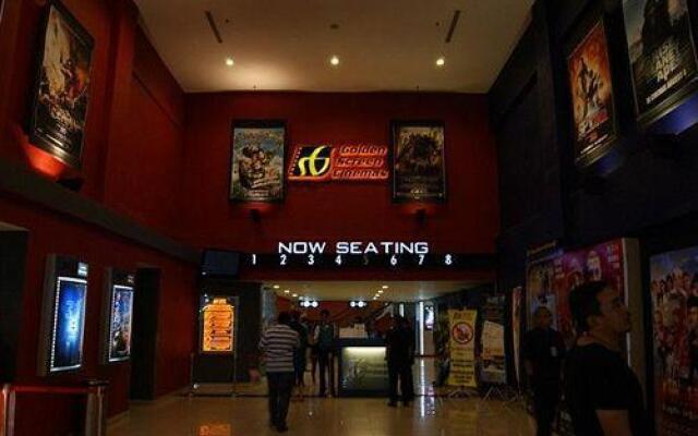 YYK 1Borneo Condominium