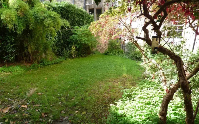 1 Bedroom Georgian Flat In New Town