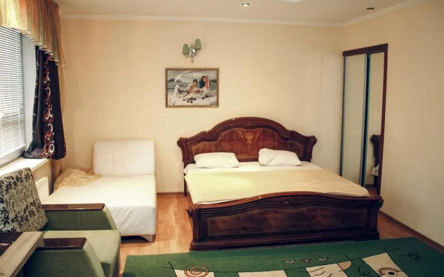 Golden Palace Resort and Spa