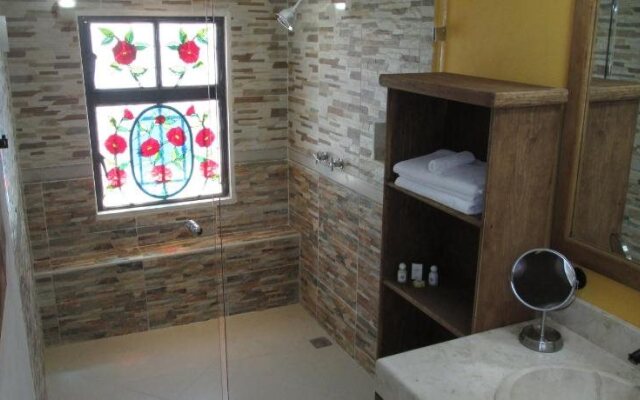 Mayan Sun Bed and Breakfast