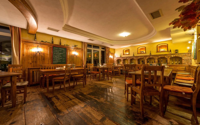 Boarding House