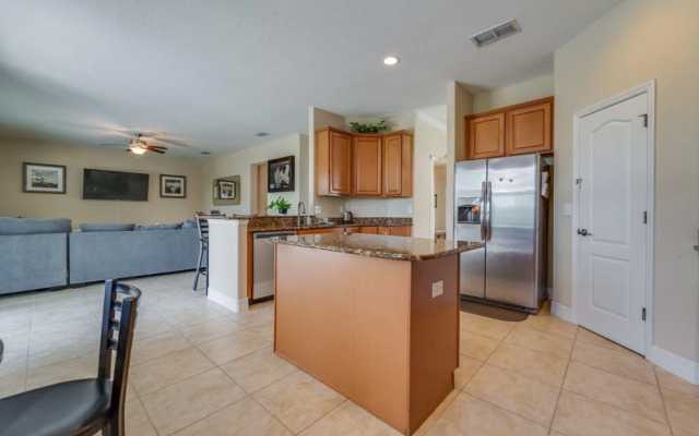 Cedrics West Haven Vacation Home