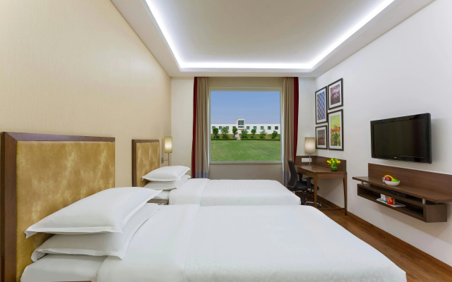 Four Points by Sheraton New Delhi, Airport Highway – Guest Rooms – Delhi