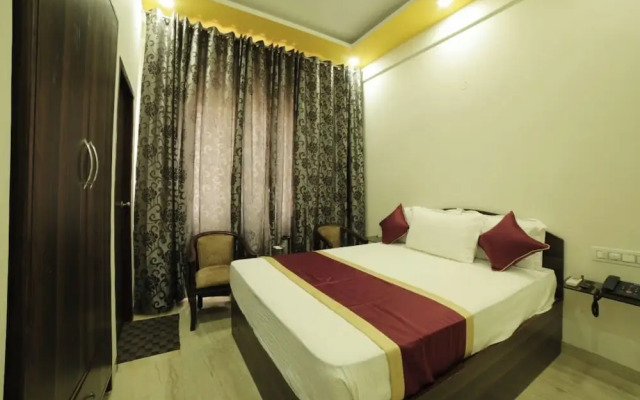 Goroomgo Skyee Residency Chandigarh