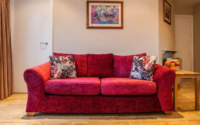 Tranquil 2Br Suite Apt In Dublin-2