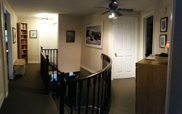 Creekside B&B and Guest Suite