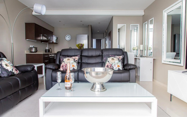 Modern Ocean View 1 Bedroom Apartment 707 Infinity