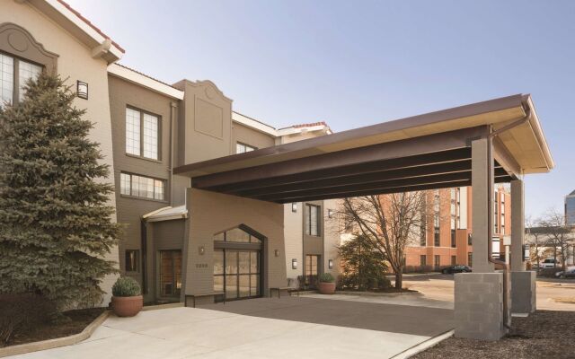 Country Inn & Suites by Radisson, Hoffman Estates, IL