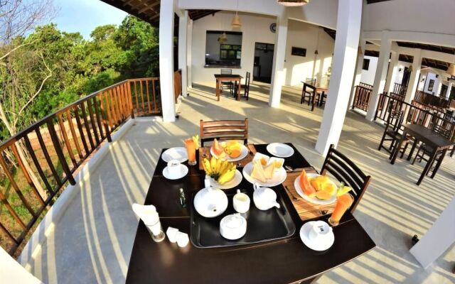 Ashansa Lagoon Resort