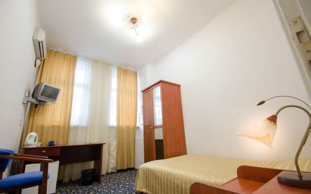 7 Days Hotel Kiev