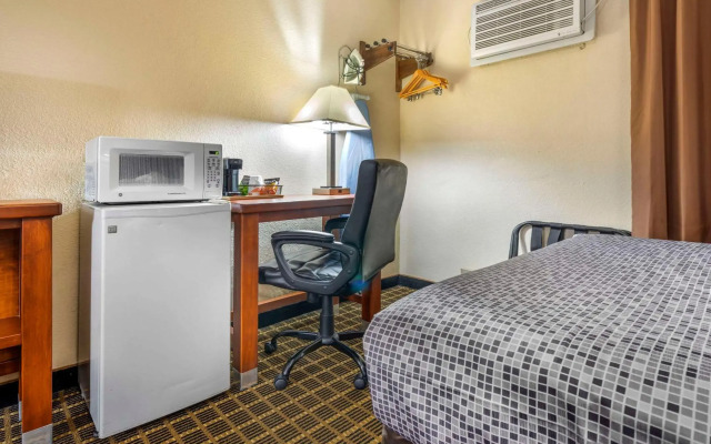 Econo Lodge La Crosse