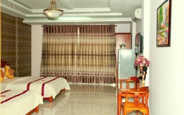 Golden Palm Hotel