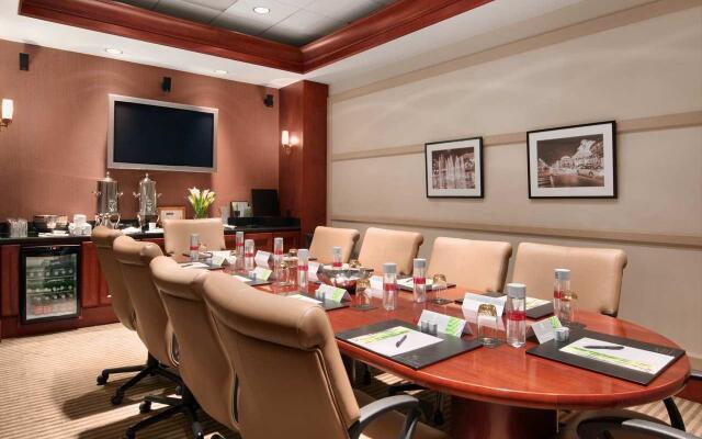 Hilton Columbus at Easton