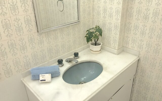 CaviRio - 3 Quartos Vista Praia (SF701)