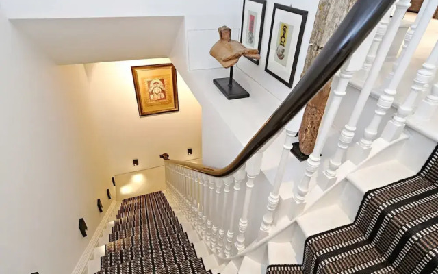 Super Premium - Cadogan Square 3 Bedroom Apartment