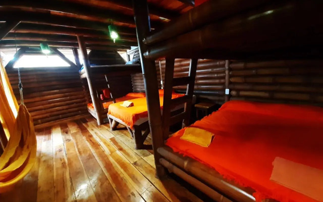 Hotel Bam-Bu Mompiche