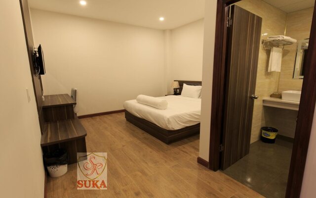 Golden Pine 3 Hotel