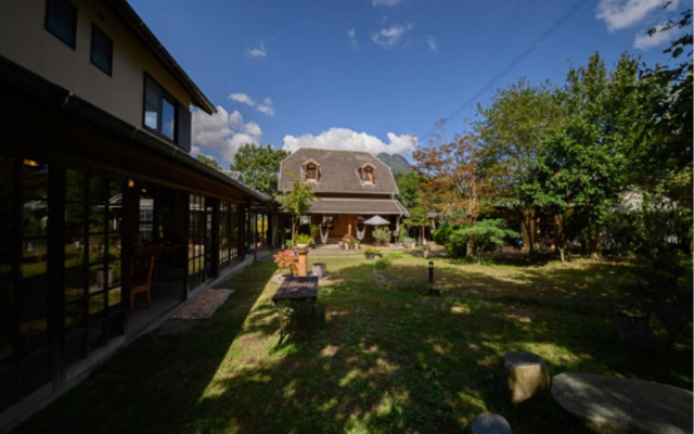 Yufuin Flora House