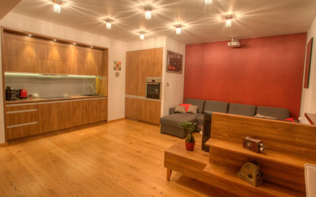 Five Stars Apartments