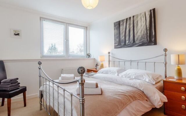 City Apartment With Rural Charm