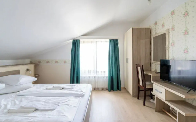 Faraway Aparthotel near Airport