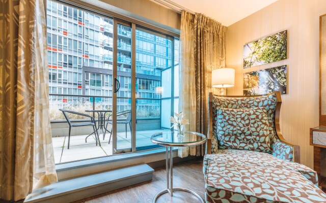 Hotel Blu Vancouver