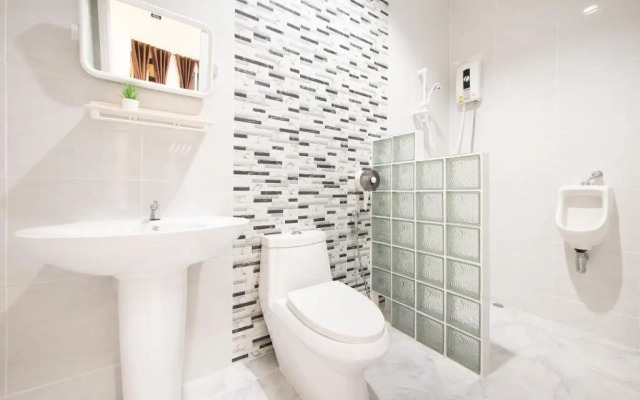 Baan Bussarin (B5) Huahin88