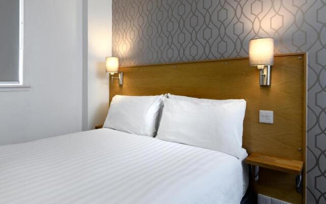 Corner House Hotel