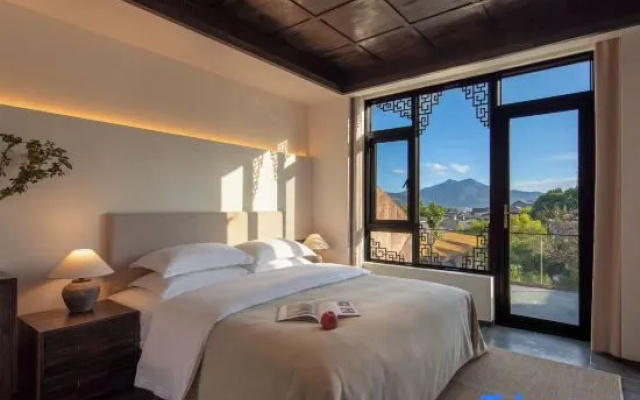 Yangshe Guanshan Cloud Mansion Wilds·Onsen Homestay (Big Water Wheel, Lijiang Ancient Town) — 3-star hotel in Lijiang