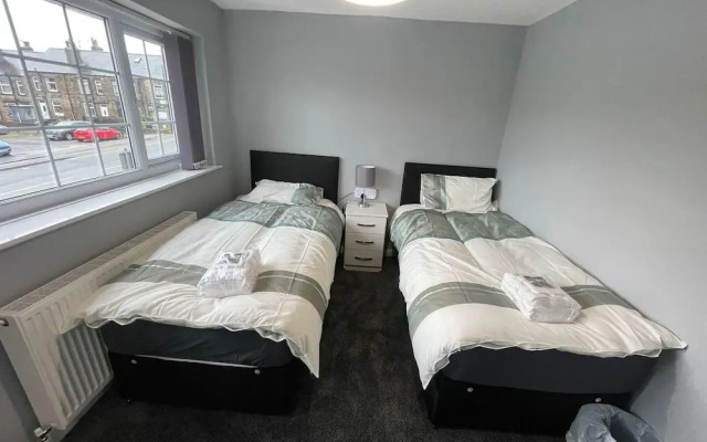Summerville Manor Luxury Residency With Drive