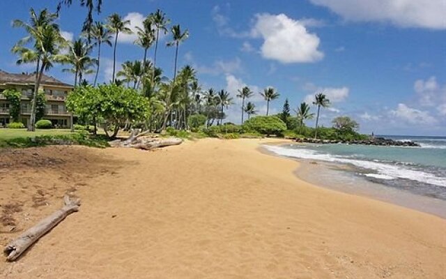 Castle Lanikai Resort