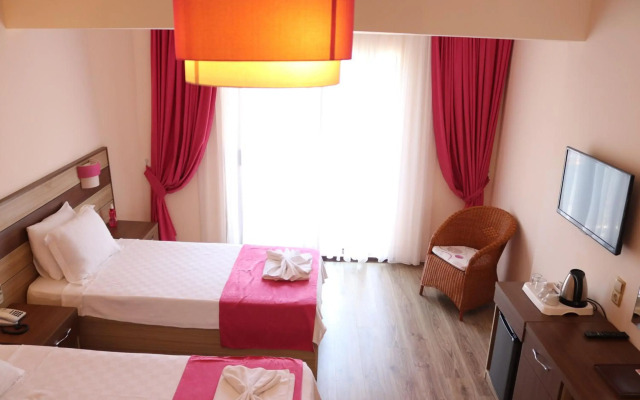 Eden Pyara Hotel Turunc