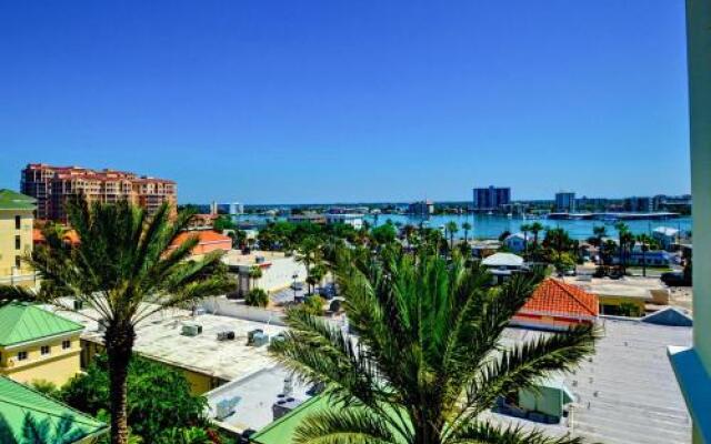 Mandalay Beach Club 606