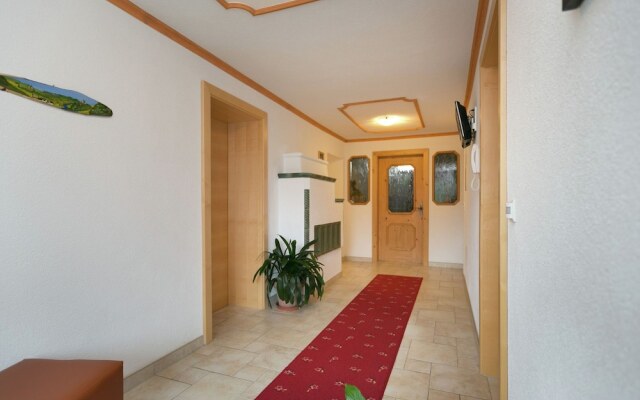 Splendid Apartment in Aschau im Zillertal With Garden