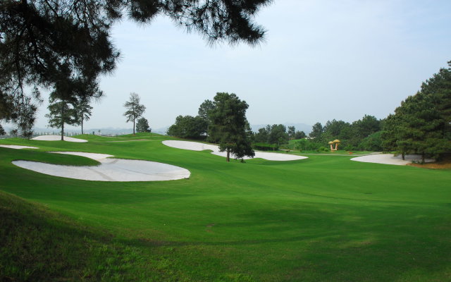 Huangshan Pine Golf & Country Club