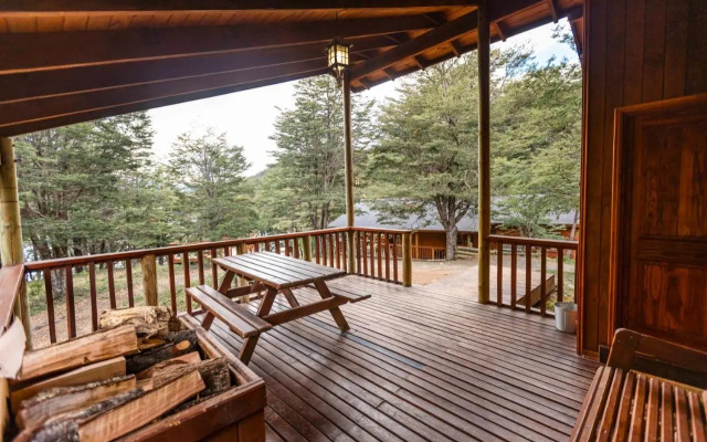 Patagonia Baker Lodge