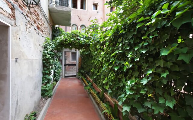 Grimaldi Apartments – Cannaregio, Dorsoduro e Santa Croce