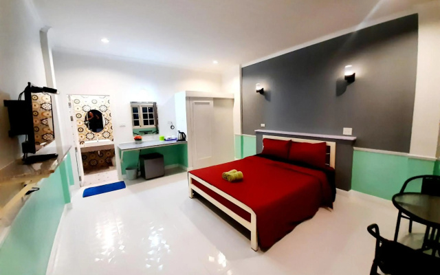 Fancy Carp Resort Hua-Hin