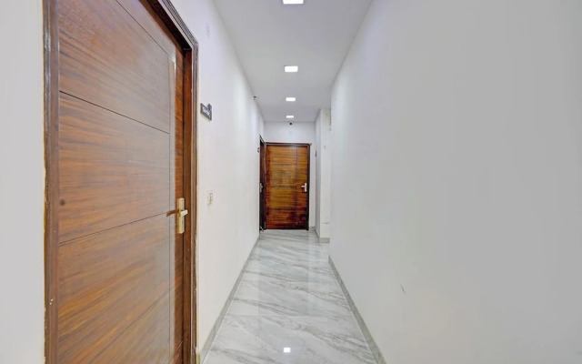 Fabhotel Dream House