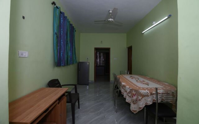 OYO 22994 Home Cozy 2BHK Near Mall De Goa