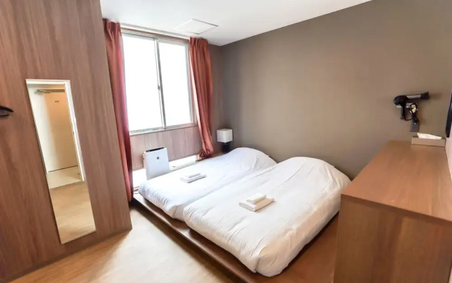 &And Hostel Shinsaibashi East