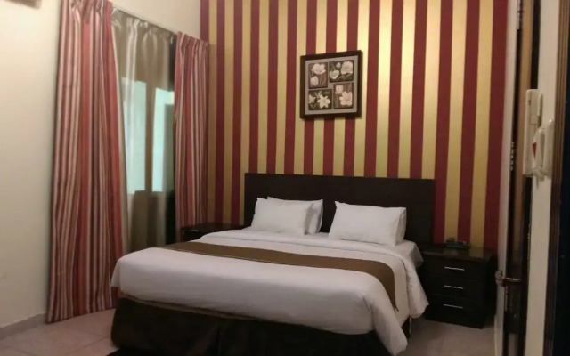Golden Marina Resort