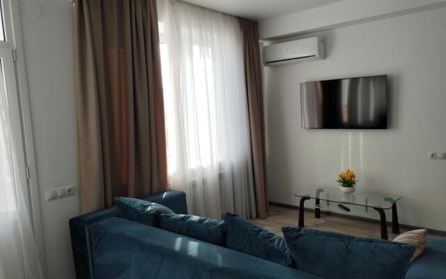 Apartments on Vlasov street 4