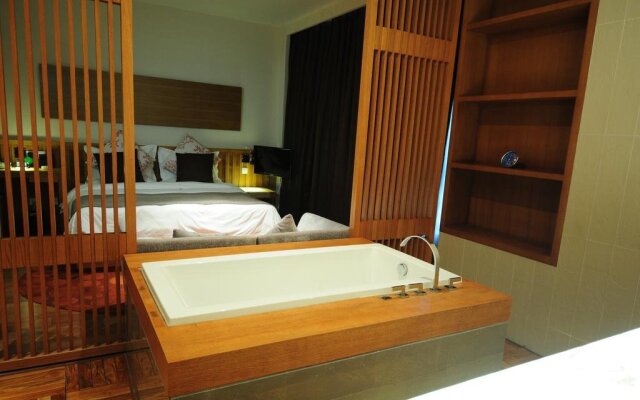 Chongli Tang Inn Hot Spring Holiday Hotel