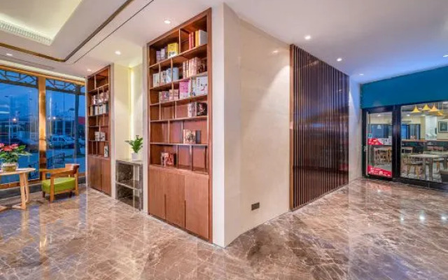 Yeste International Hotel (Baise High-Speed Railway Station)