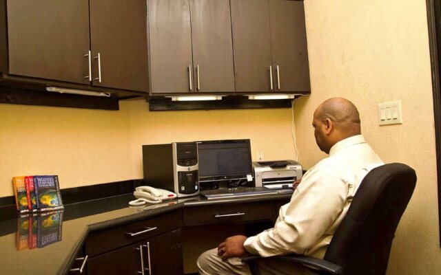 Hampton Inn & Suites Dallas-DeSoto