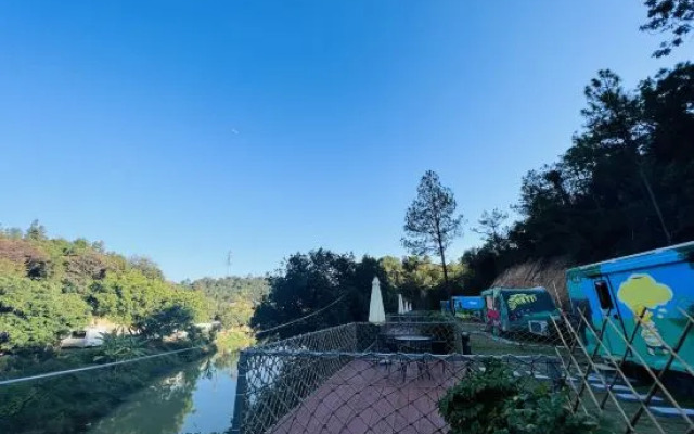 Yanying Lake Forest Valley homestay