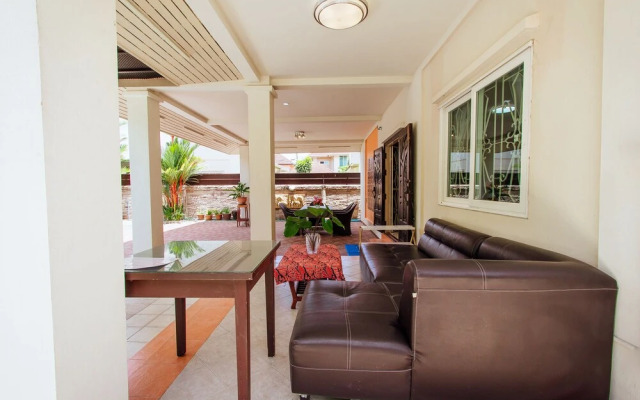 Private Residence Hosted by Sasithorn