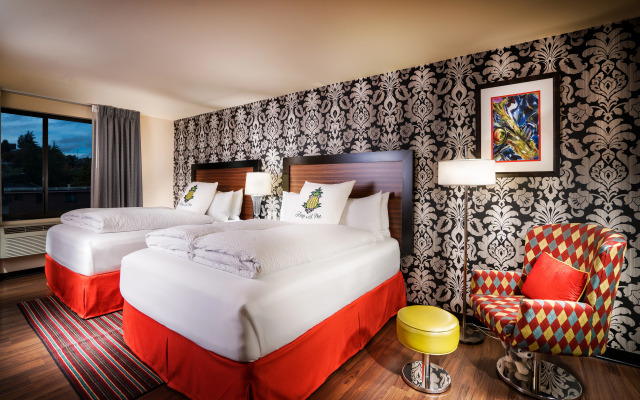 The Maxwell Hotel - A Staypineapple Hotel