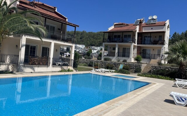 Stunning Spacious Poolside 2-bed Apt in Ovaçik
